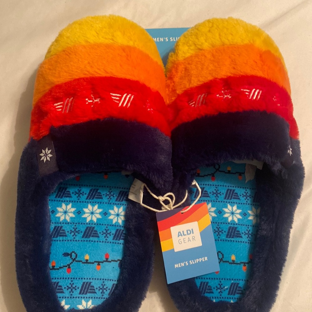 Aldi men’s slippers size 9/10
